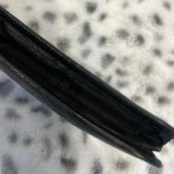 RELIC, REAL LEATHER, CC & MONEY HOLDER. - Picture 4 of 4